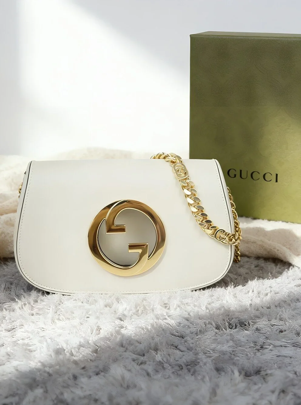 Gucci  Medium Shoulder Bag White Leather
